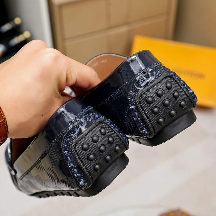 Picture of Louis Vuitton Shoes _SKULVsz38-45mnf040312095